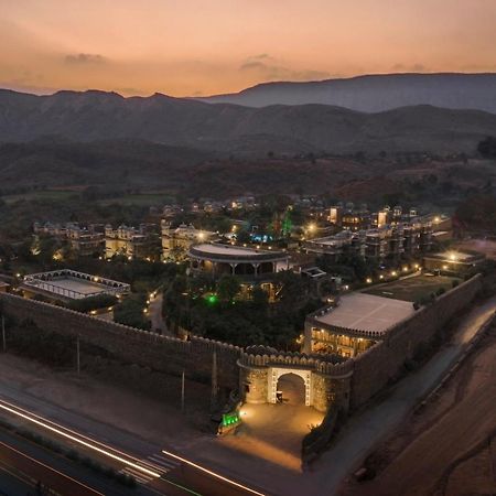 Hotel The Amargarh Udaipur Esterno foto