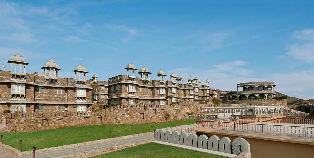 Hotel The Amargarh Udaipur Esterno foto
