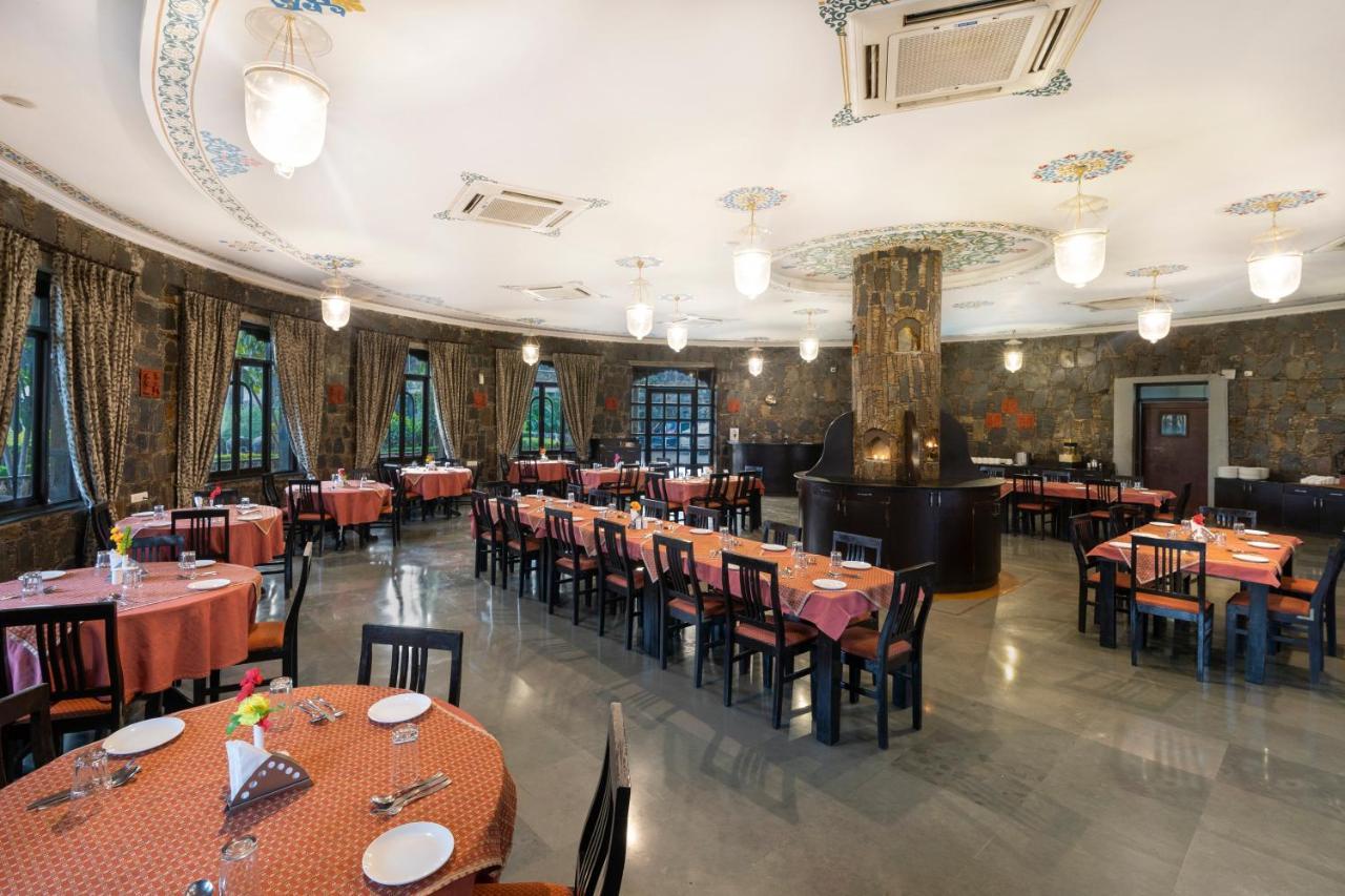 Hotel The Amargarh Udaipur Esterno foto